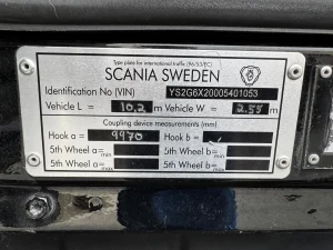 Scania G490 con grúa Palfinger PK 270002 — fotografía