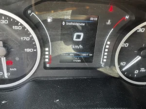 Cuadro de instrumentos del Iveco Daily con 126.217 kilómetros