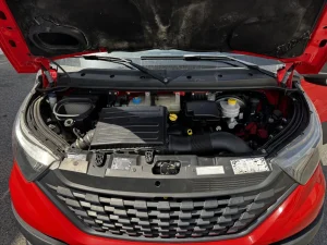Vano motor del Iveco Daily