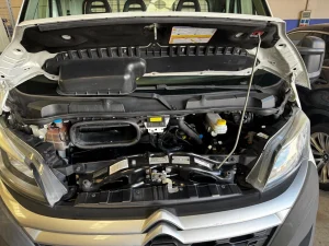 Vano motor del Citroën Jumper